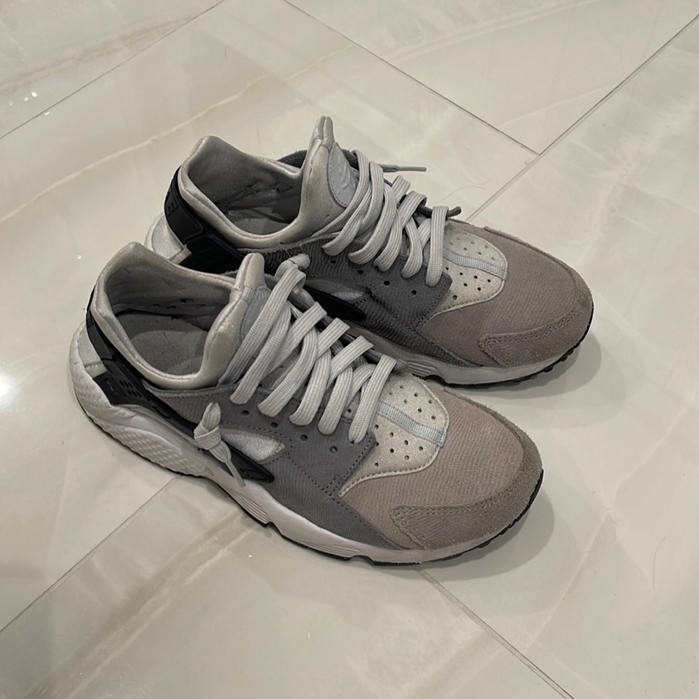 Nike Air Hurache